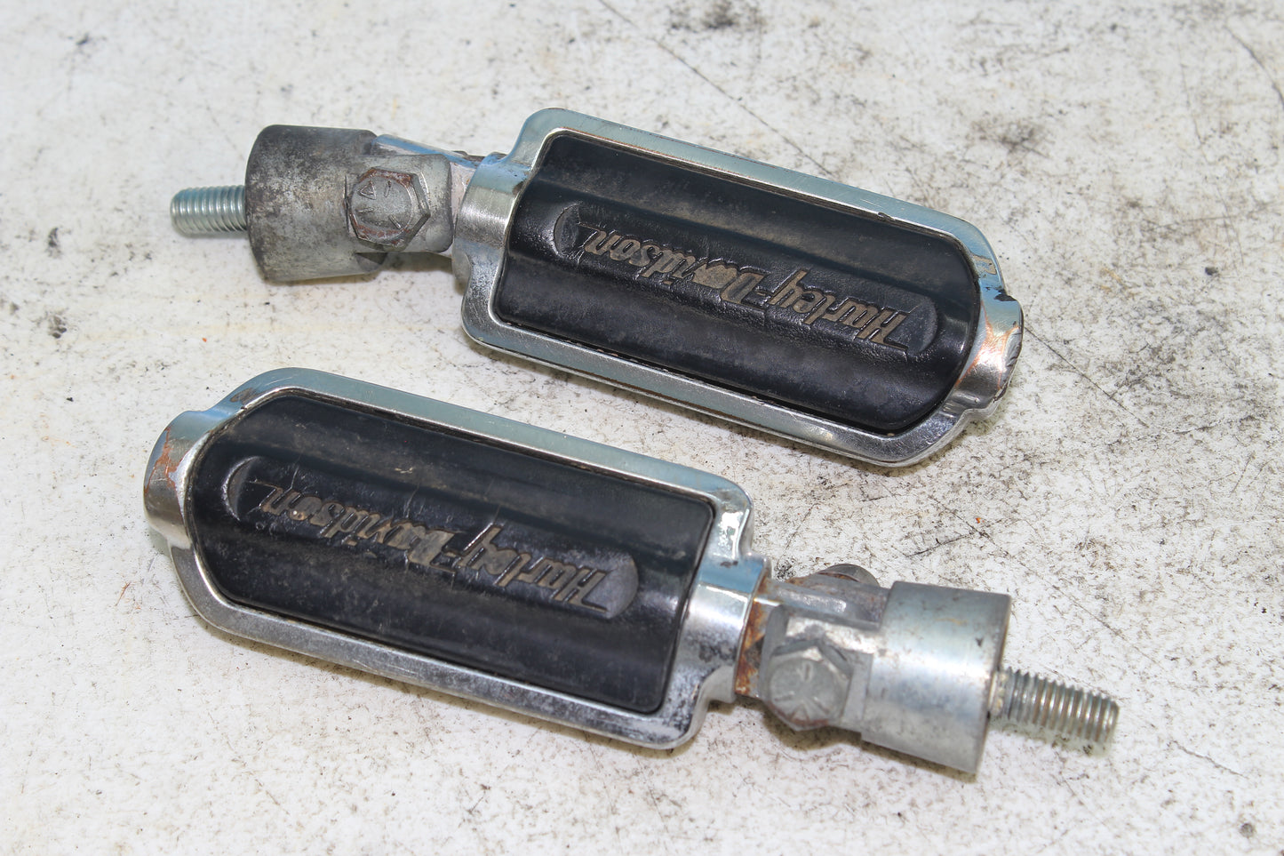 96-03 Harley Davidson Sportster Rider Foot Pegs Flames