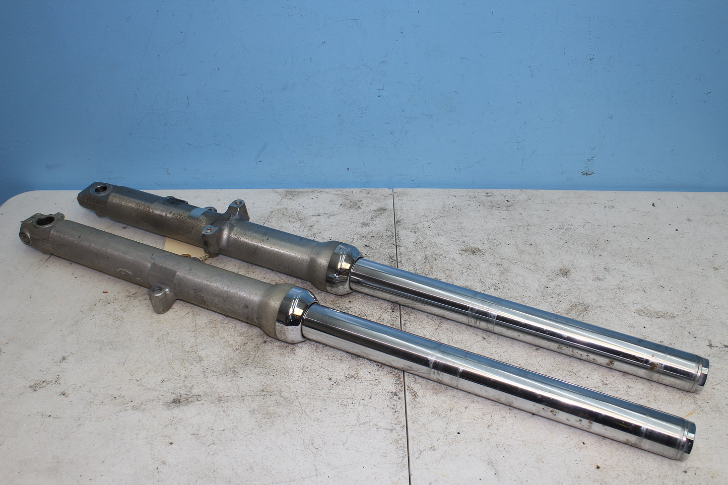 96-03 Harley Davidson Sportster Front Forks