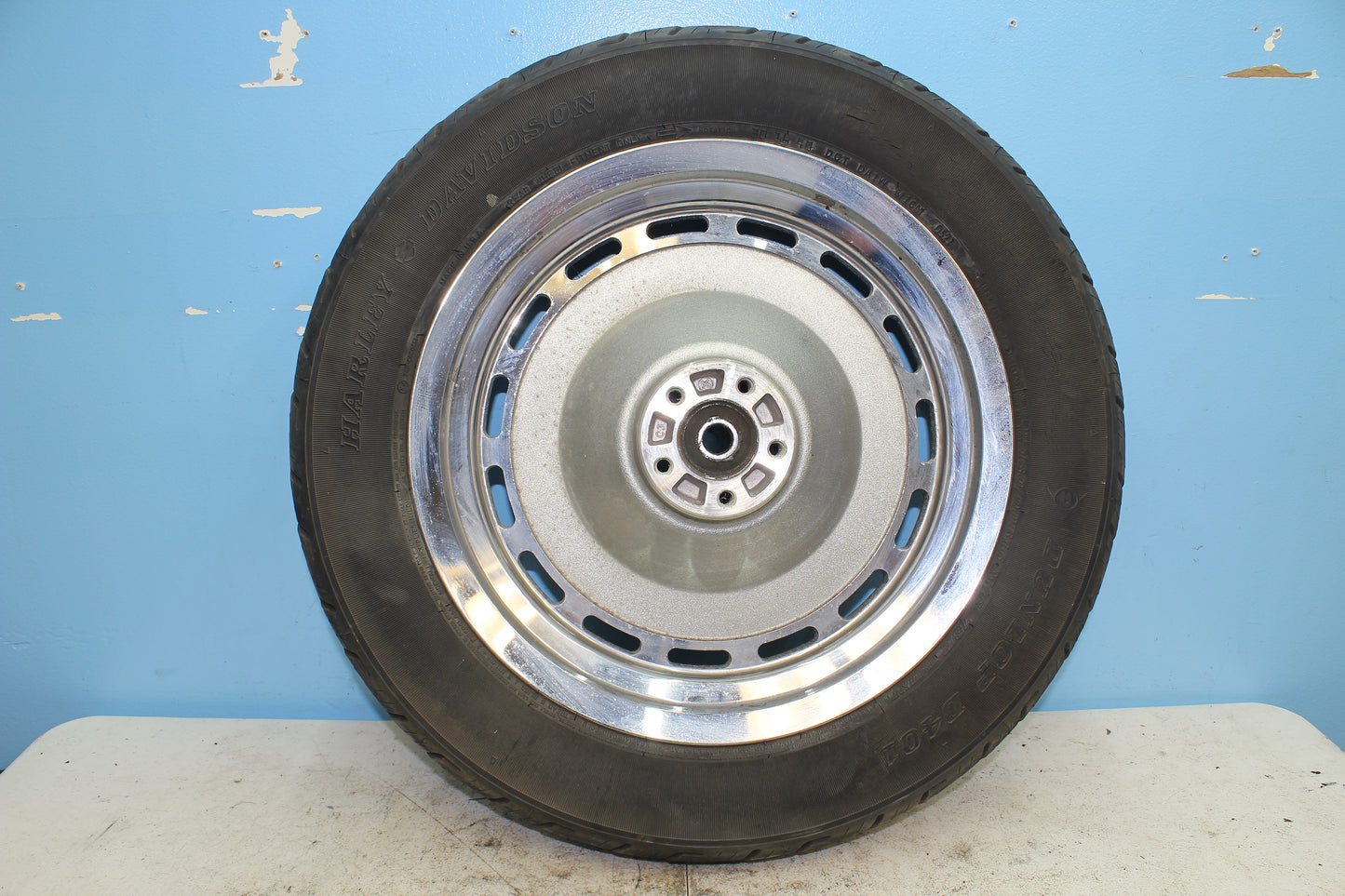 96-03 Harley Davidson Sportster Rear Wheel 16x3 *Dry Rot Tire*