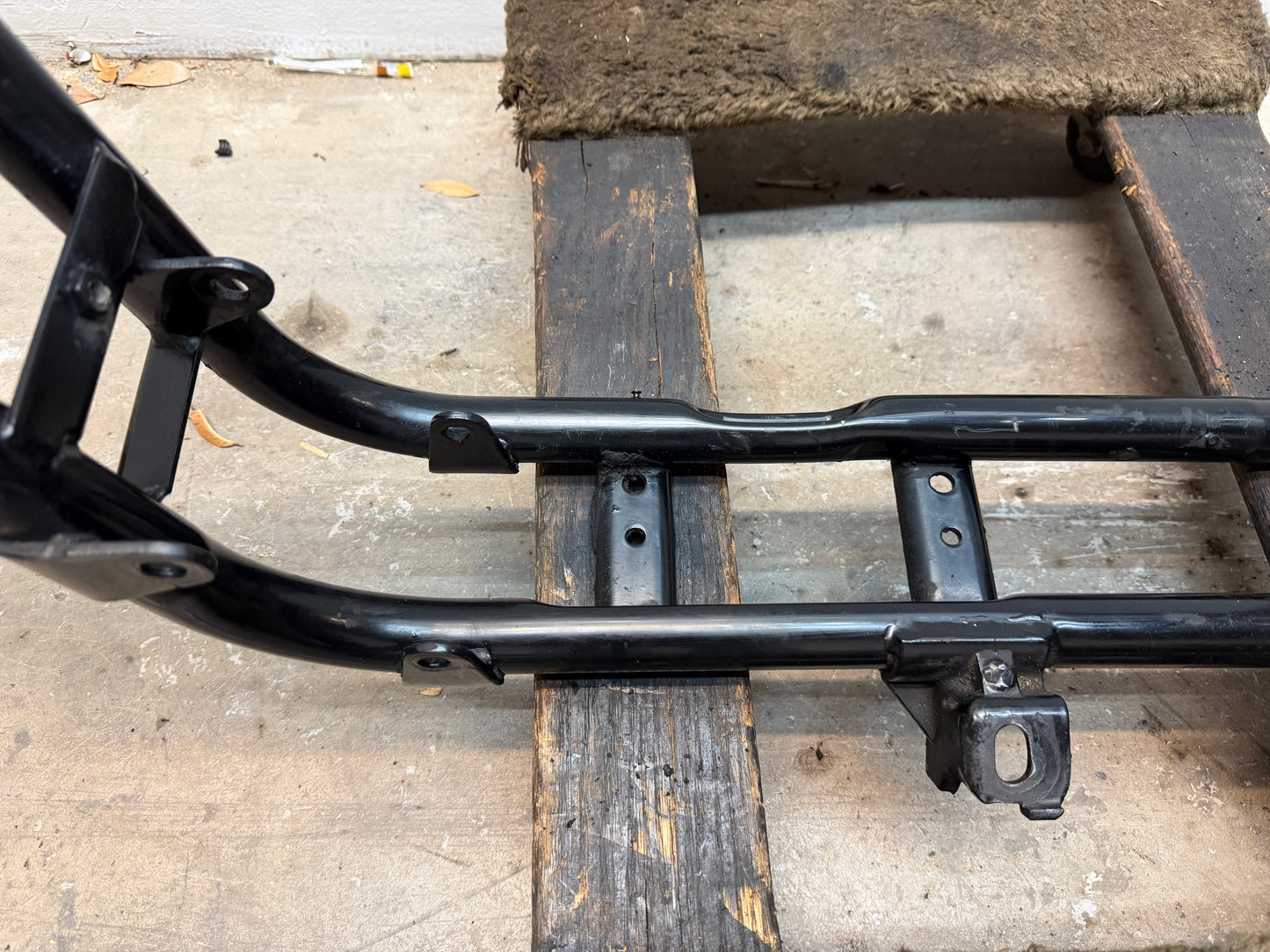96-03 Harley Davidson Sportster Frame *CLN*