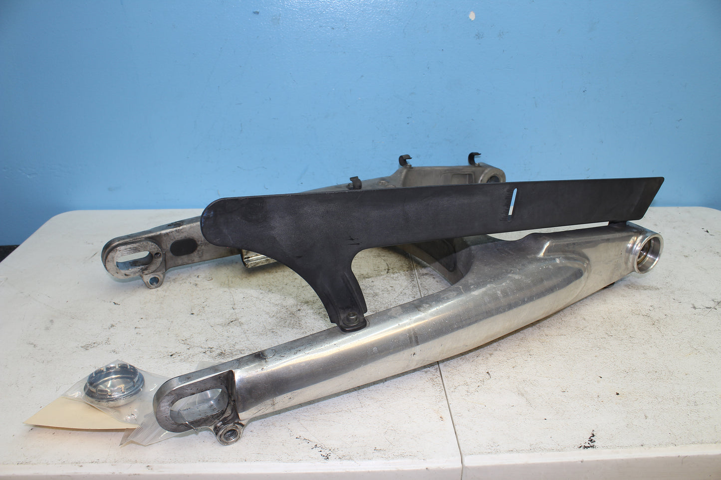 02-06 Harley Davidson VRSCA V Rod 100th Anniv. Swing Arm