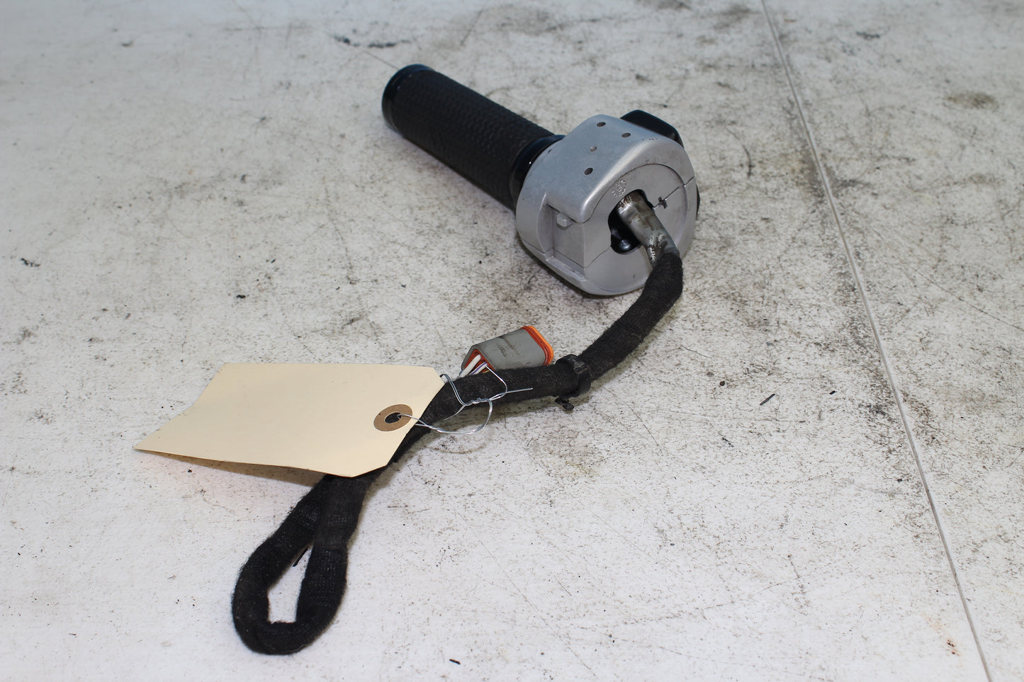 02-06 Harley Davidson V Rod Left Hand Controls Horn Headlight Blinker Switch