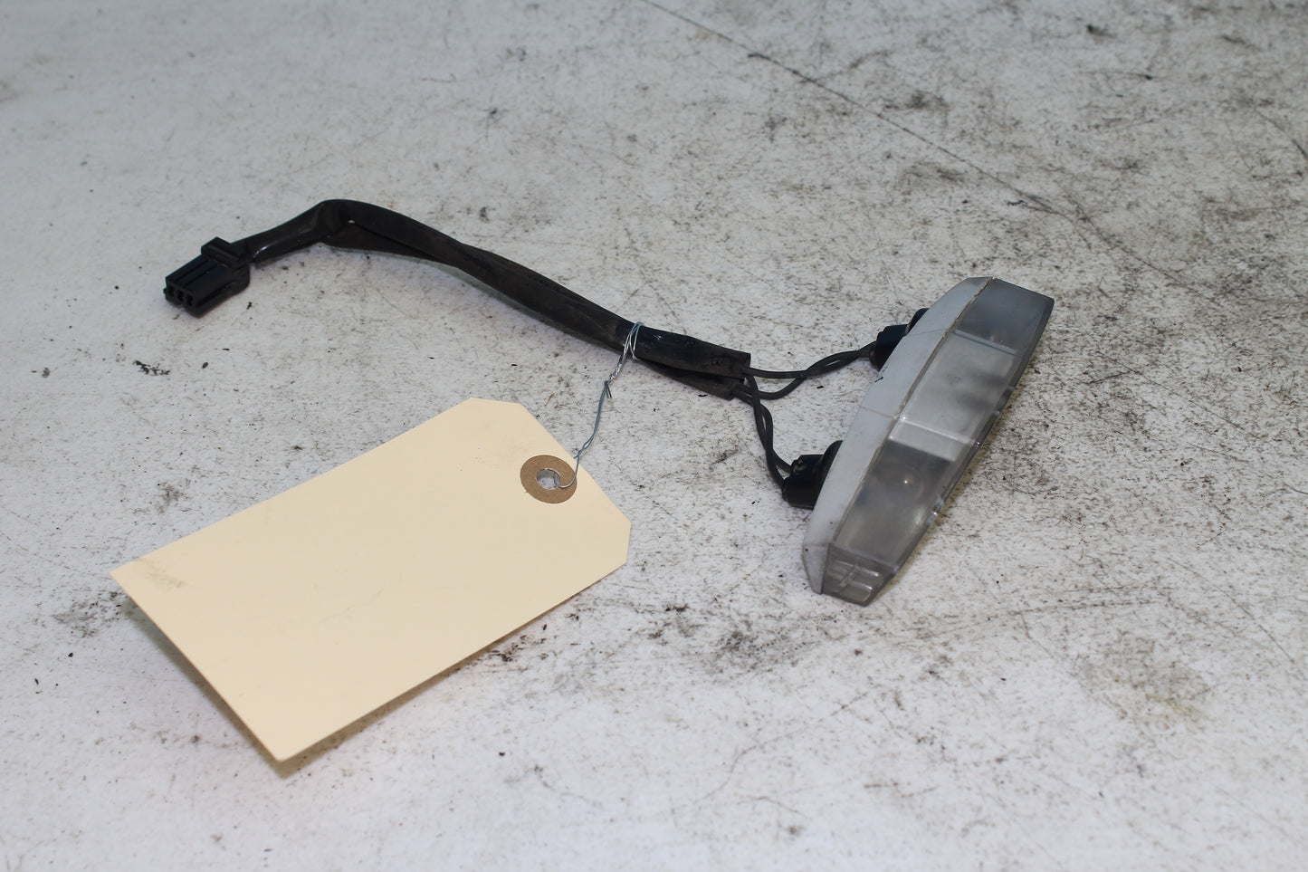 02-06 Harley Davidson VRSCA V Rod 100th Anniv. Rear License Plate Light