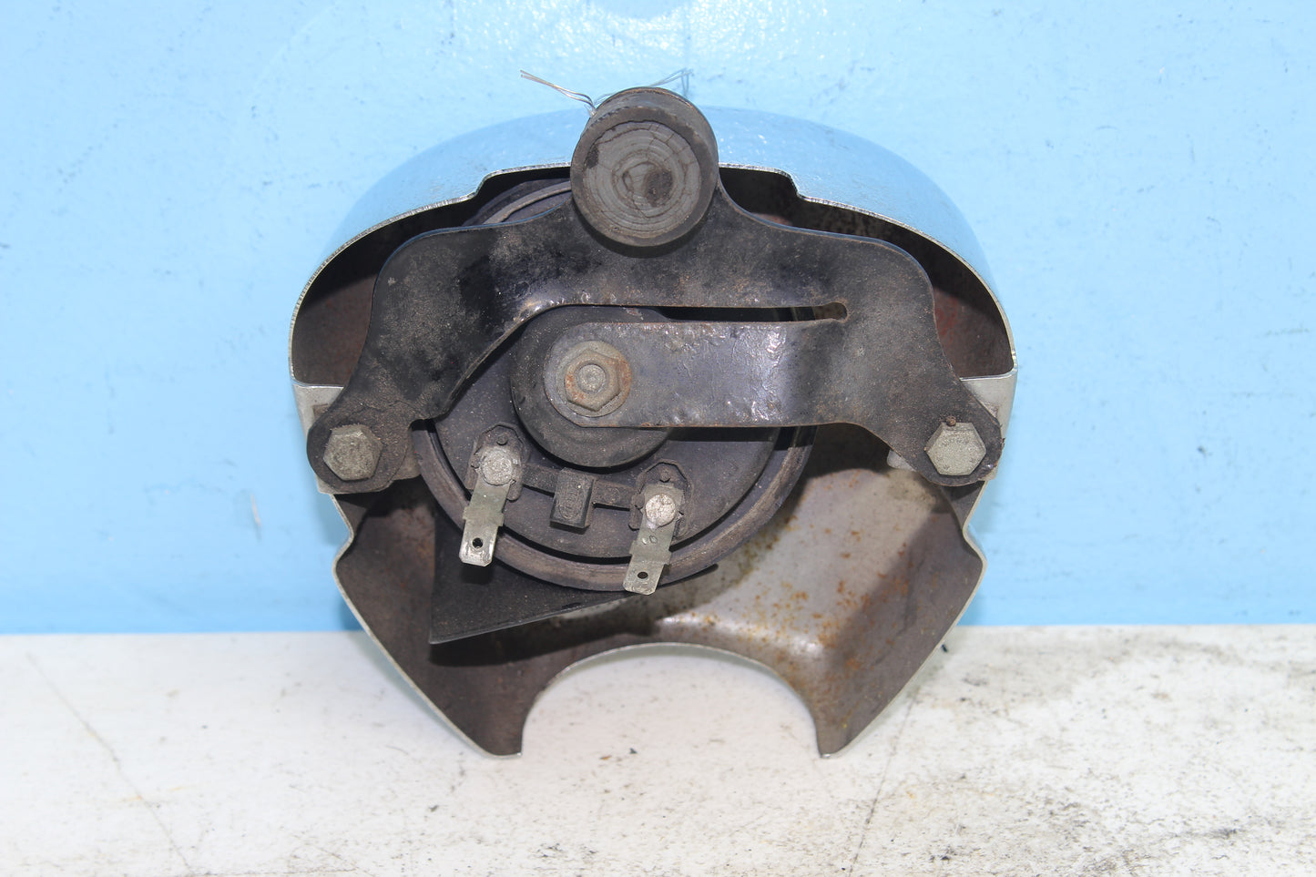 02-06 Harley Davidson VRSCA V Rod 100th Anniv. Horn