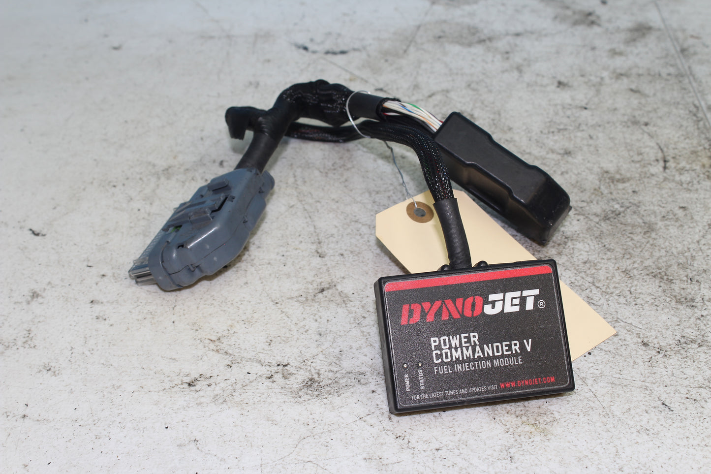 02-06 Harley Davidson VRod 100th Anniv. Power Commander (DynoJet 15-026)