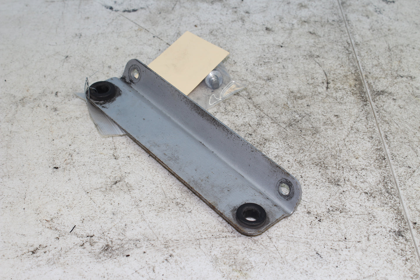 02-06 Harley Davidson VRSCA V Rod 100th Anniv. Radiator Bracket