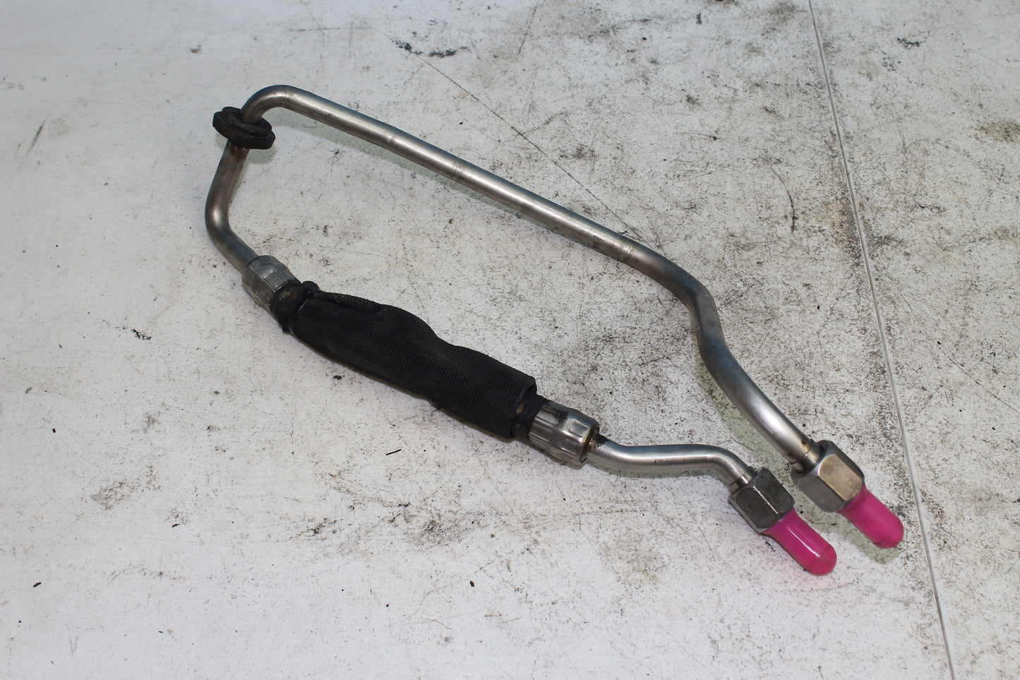 02-06 Harley Davidson VRSCA V Rod 100th Anniv. Oil Cooler Lines