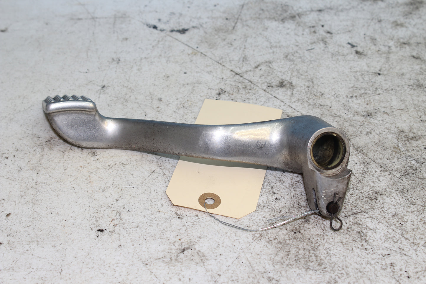 02-06 Harley Davidson VRSCA V Rod 100th Anniv. Rear Brake Pedal Lever