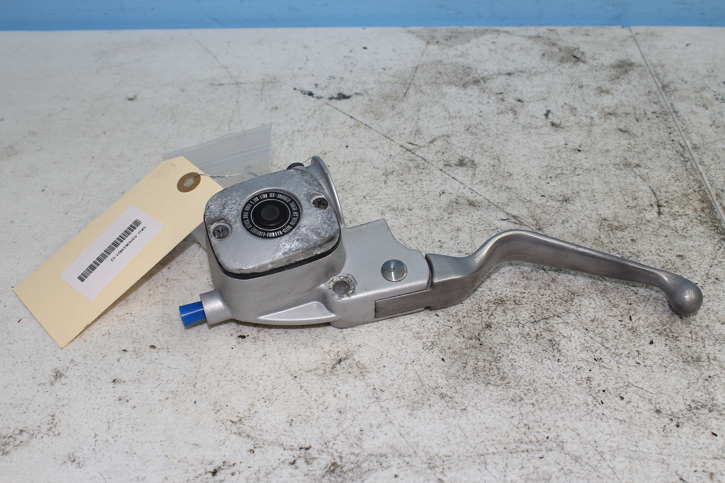 02-06 Harley Davidson VRSCA V Rod 100th Anniv. Clutch Master Cylinder w/ Lever
