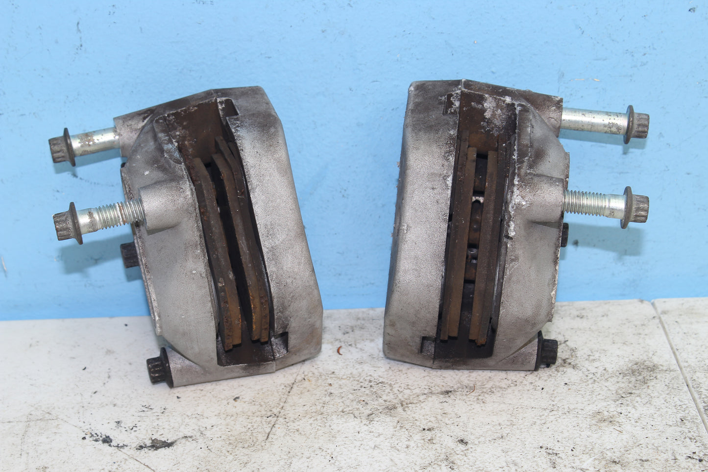 02-06 Harley Davidson VRSCA V Rod 100th Anniv. Front Brake Calipers