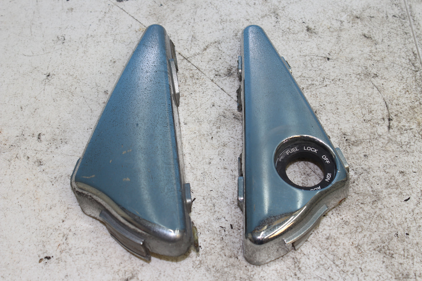 02-06 Harley Davidson V Rod 100th Anniv. Ignition Trim Mid Frame Cover Chrome (PAIR)