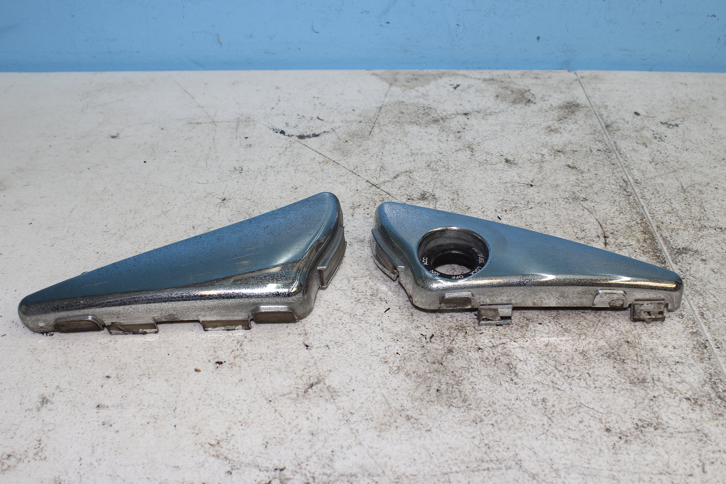 02-06 Harley Davidson V Rod 100th Anniv. Ignition Trim Mid Frame Cover Chrome (PAIR)