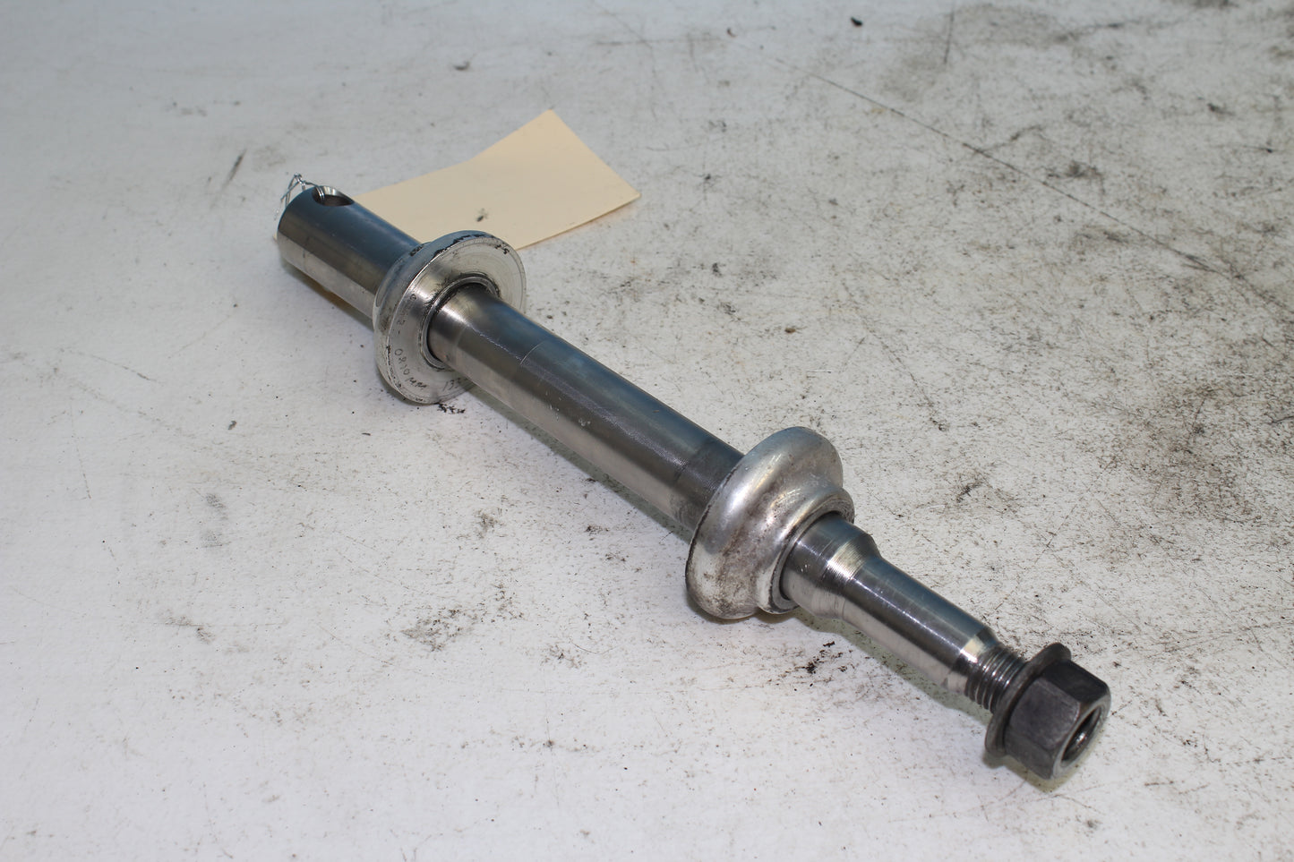 02-06 Harley Davidson VRSCA V Rod 100th Anniv. Front Axle 1" Shaft