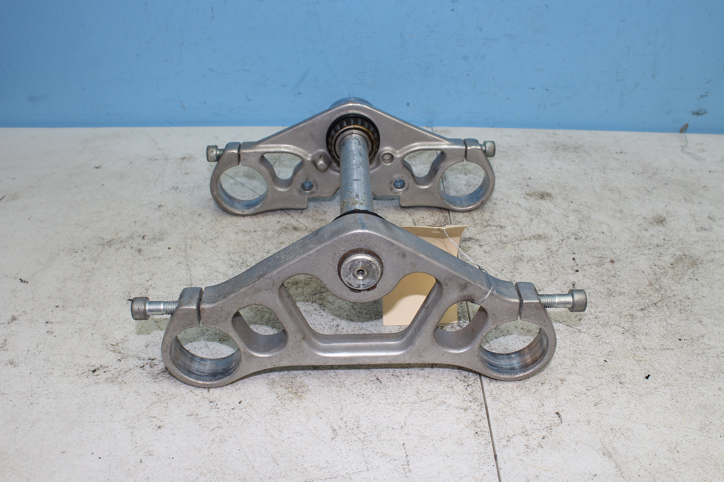 02-06 Harley Davidson VRSCA V Rod 100th Anniv. Triple Tree
