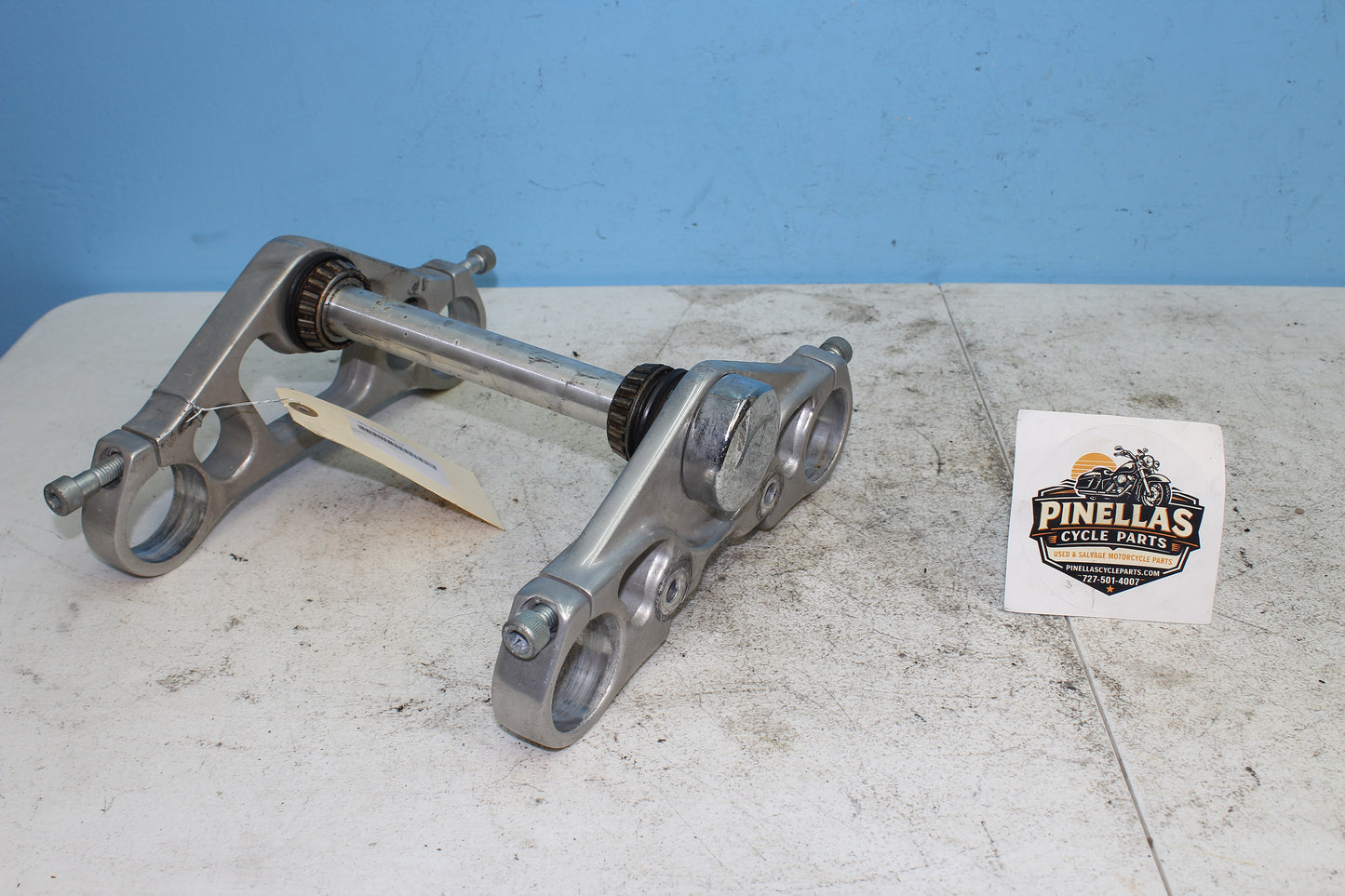 02-06 Harley Davidson VRSCA V Rod 100th Anniv. Triple Tree