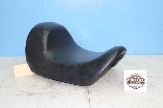 02-06 Harley Davidson VRSCA V Rod 100th Anniv. Front Seat