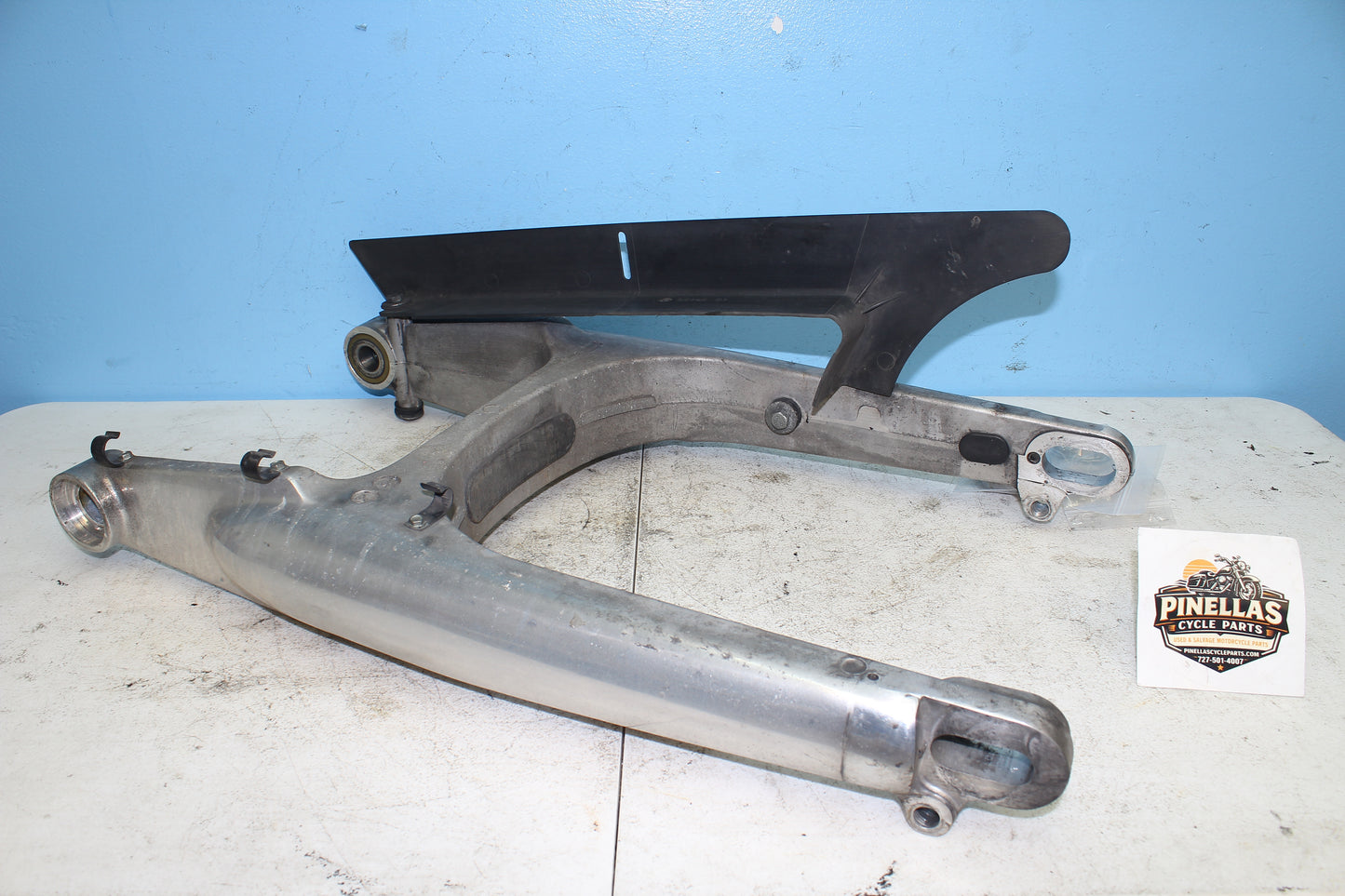 02-06 Harley Davidson VRSCA V Rod 100th Anniv. Swing Arm