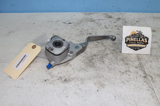 02-06 Harley Davidson VRSCA V Rod 100th Anniv. Clutch Master Cylinder w/ Lever