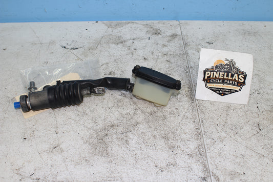 02-06 Harley Davidson VRSCA V Rod 100th Anniv. Rear Brake Master Cylinder w/ Res