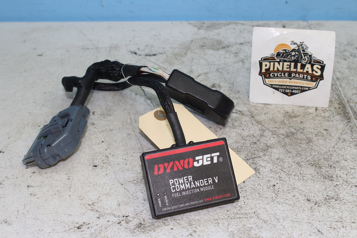 02-06 Harley Davidson VRod 100th Anniv. Power Commander (DynoJet 15-026)