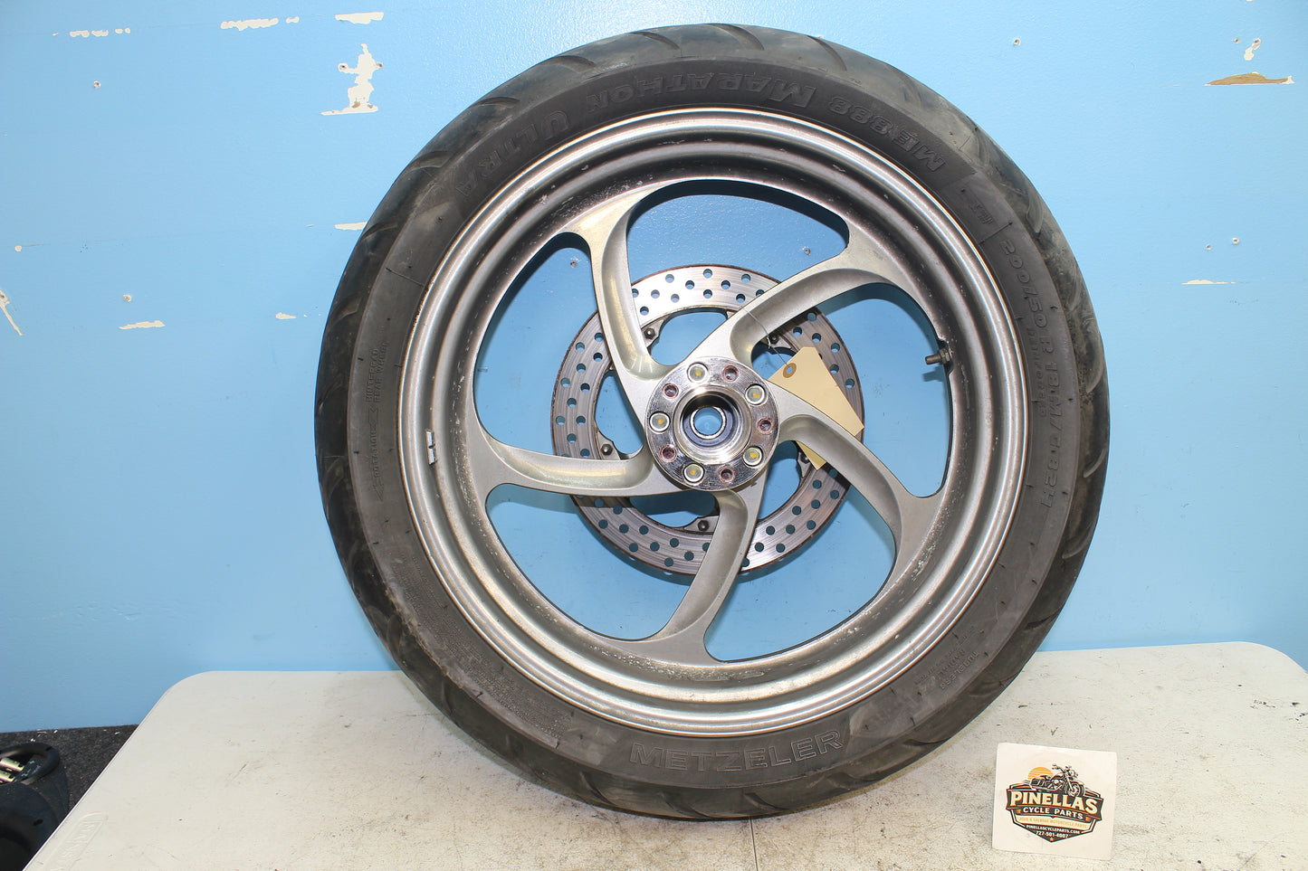 02-06 Harley Davidson VRSCA V Rod 100th Anniv. Rear Wheel 200/50r18