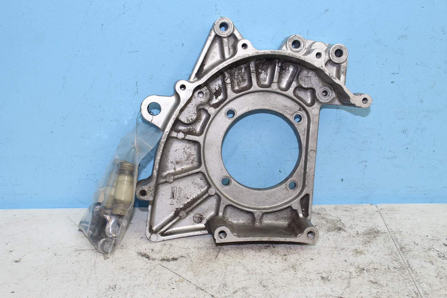 1999-2003 Yamaha Road Star OEM Transmission Middle Drive Gear Stay Cover