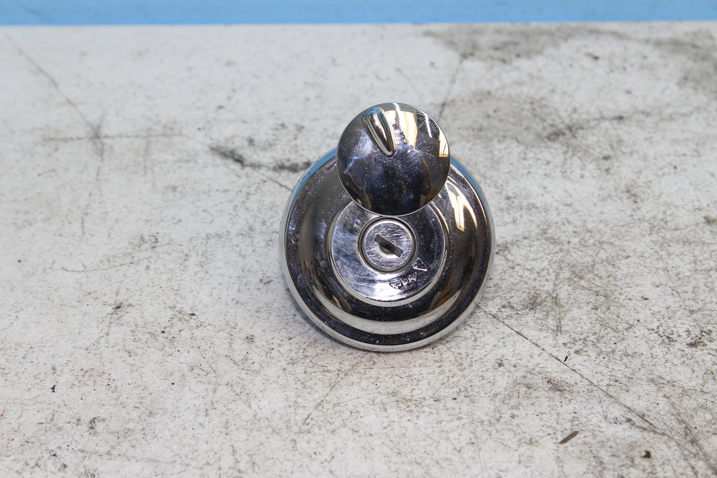 1999-2003 Yamaha Road Star OEM Ignition Gas Cap Lock w/ Key