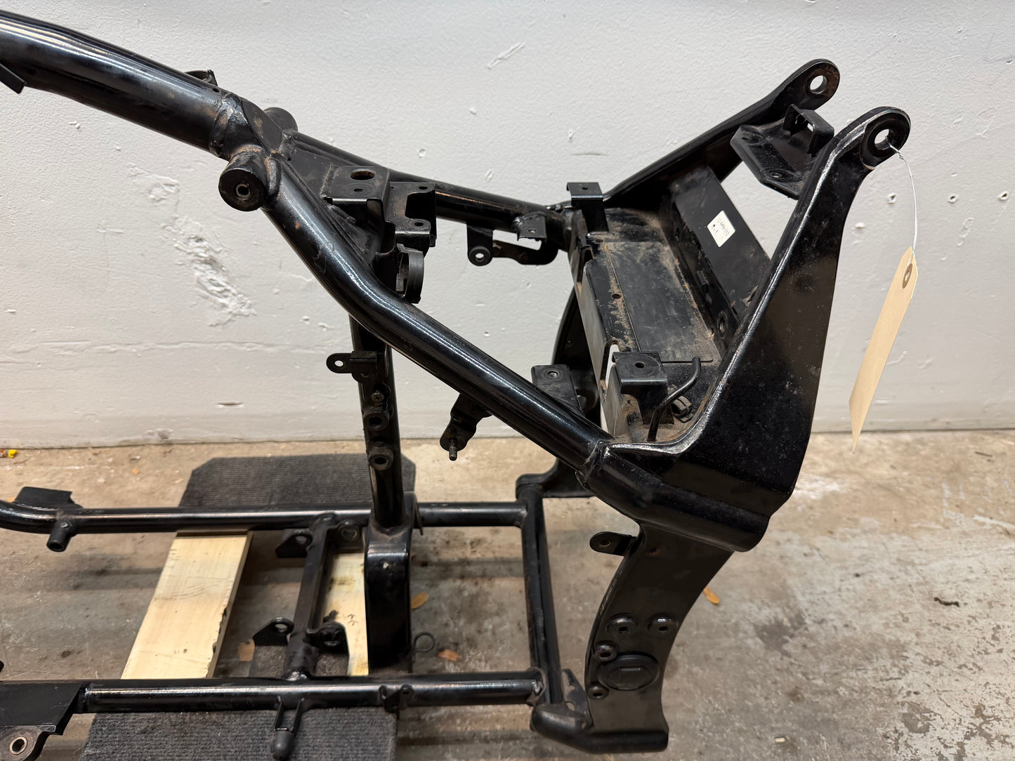 1999-2003 Yamaha Road Star OEM Frame *CLN*