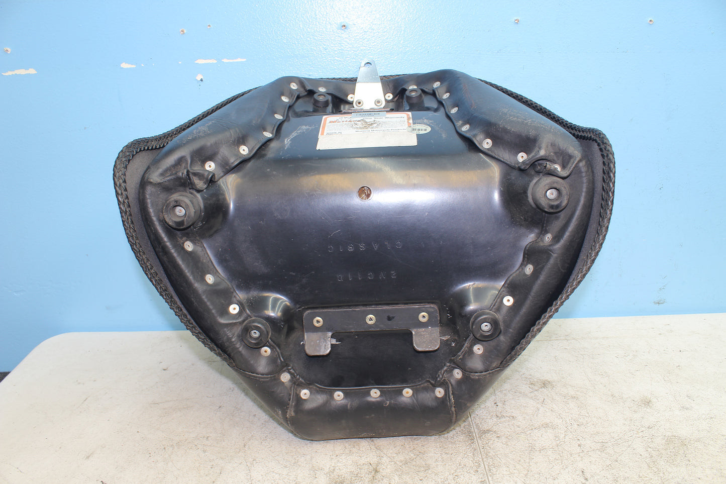1999-2009 Yamaha XVS11AWV V Star Classic Mustang Front Driver Seat