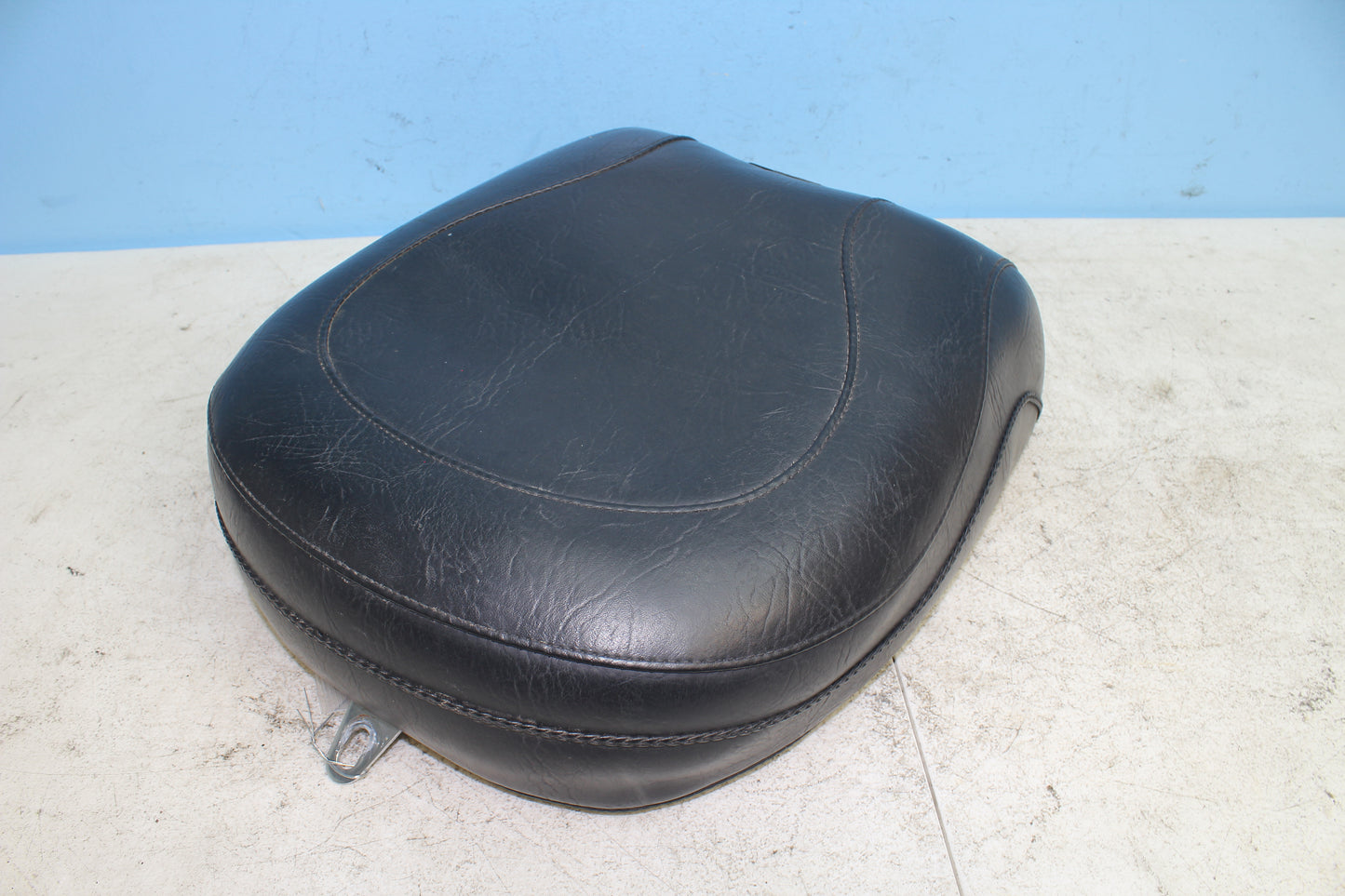 1999-2009 Yamaha XVS11AWV V Star Classic OEM Rear Passenger Seat 5KS-24750-31-00