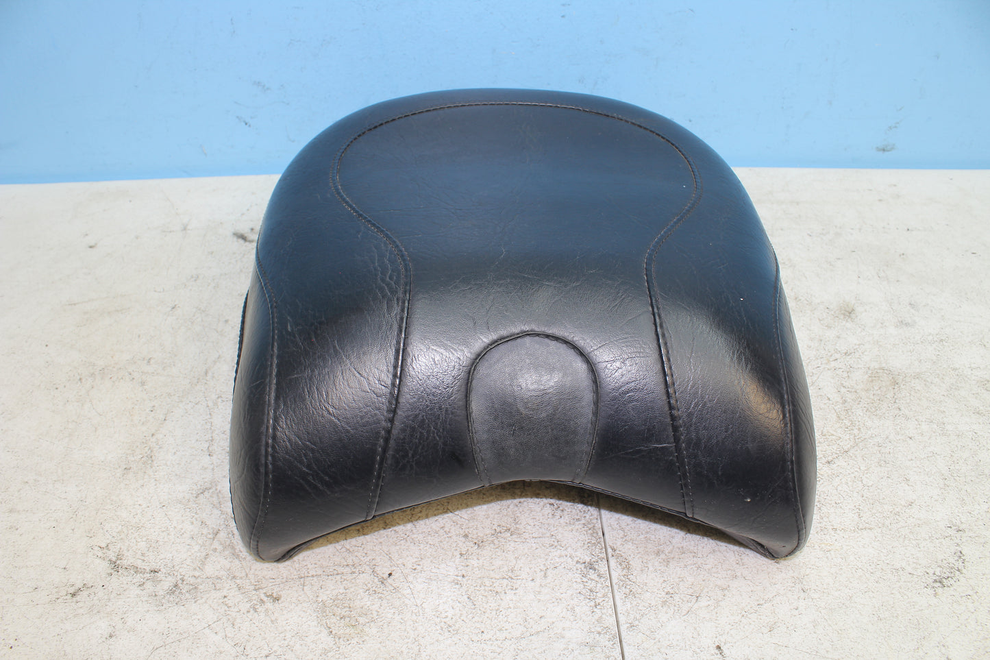1999-2009 Yamaha XVS11AWV V Star Classic OEM Rear Passenger Seat 5KS-24750-31-00