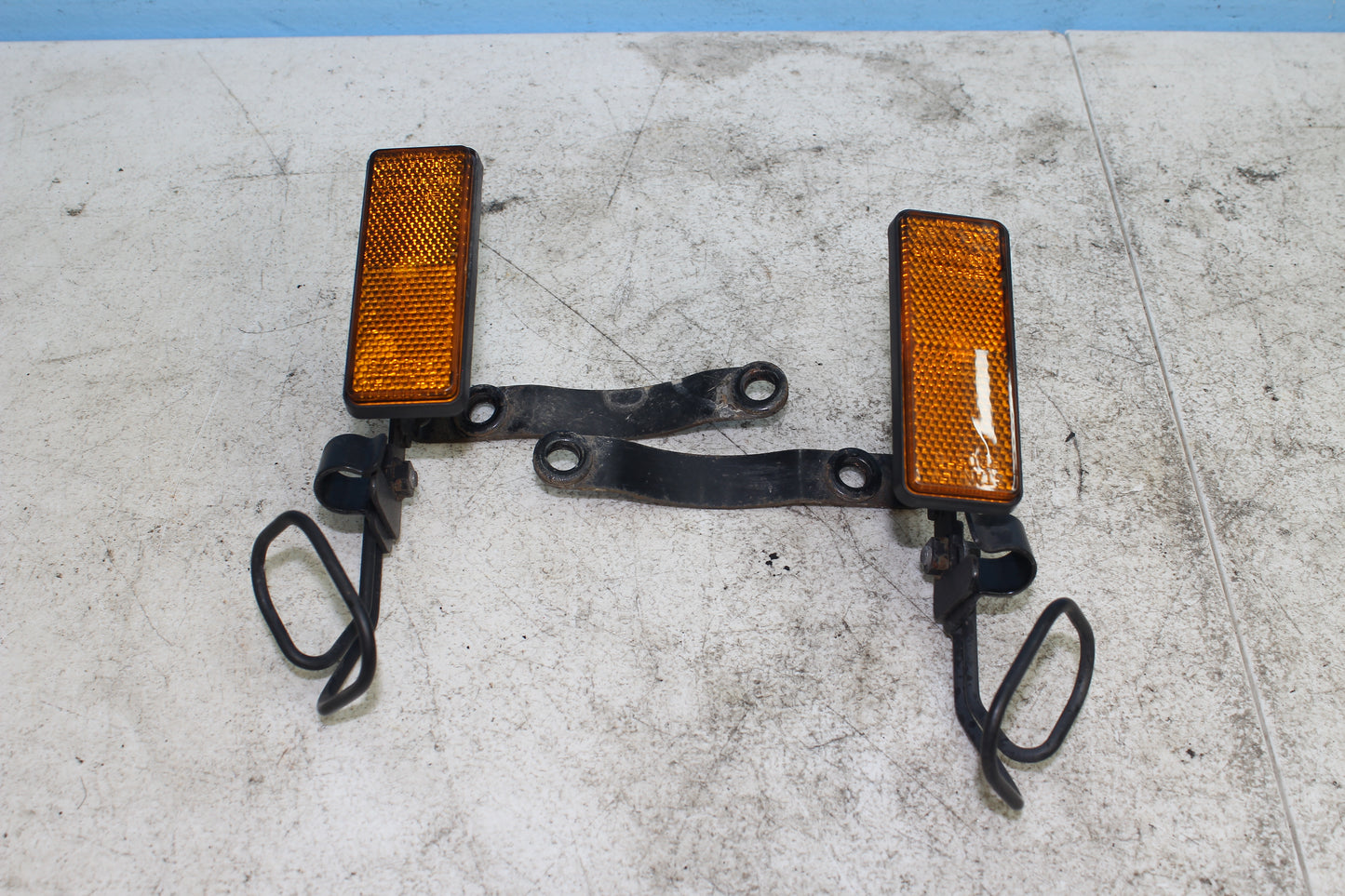 1999-2009 Yamaha V Star Classic OEM Front Brake Hose Holder w/ Reflectors