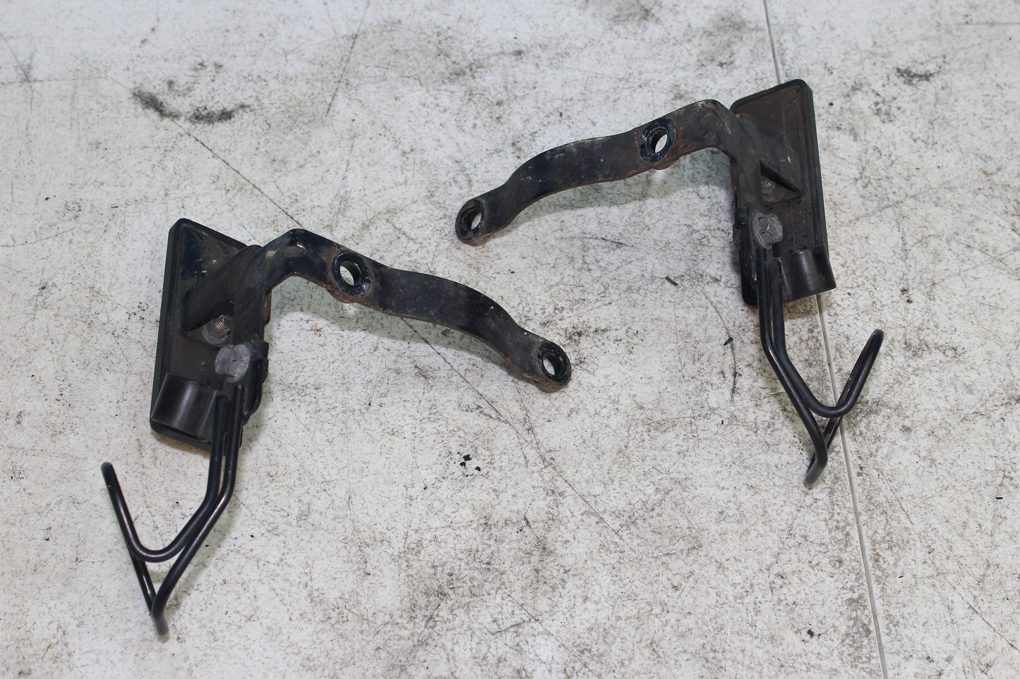1999-2009 Yamaha V Star Classic OEM Front Brake Hose Holder w/ Reflectors