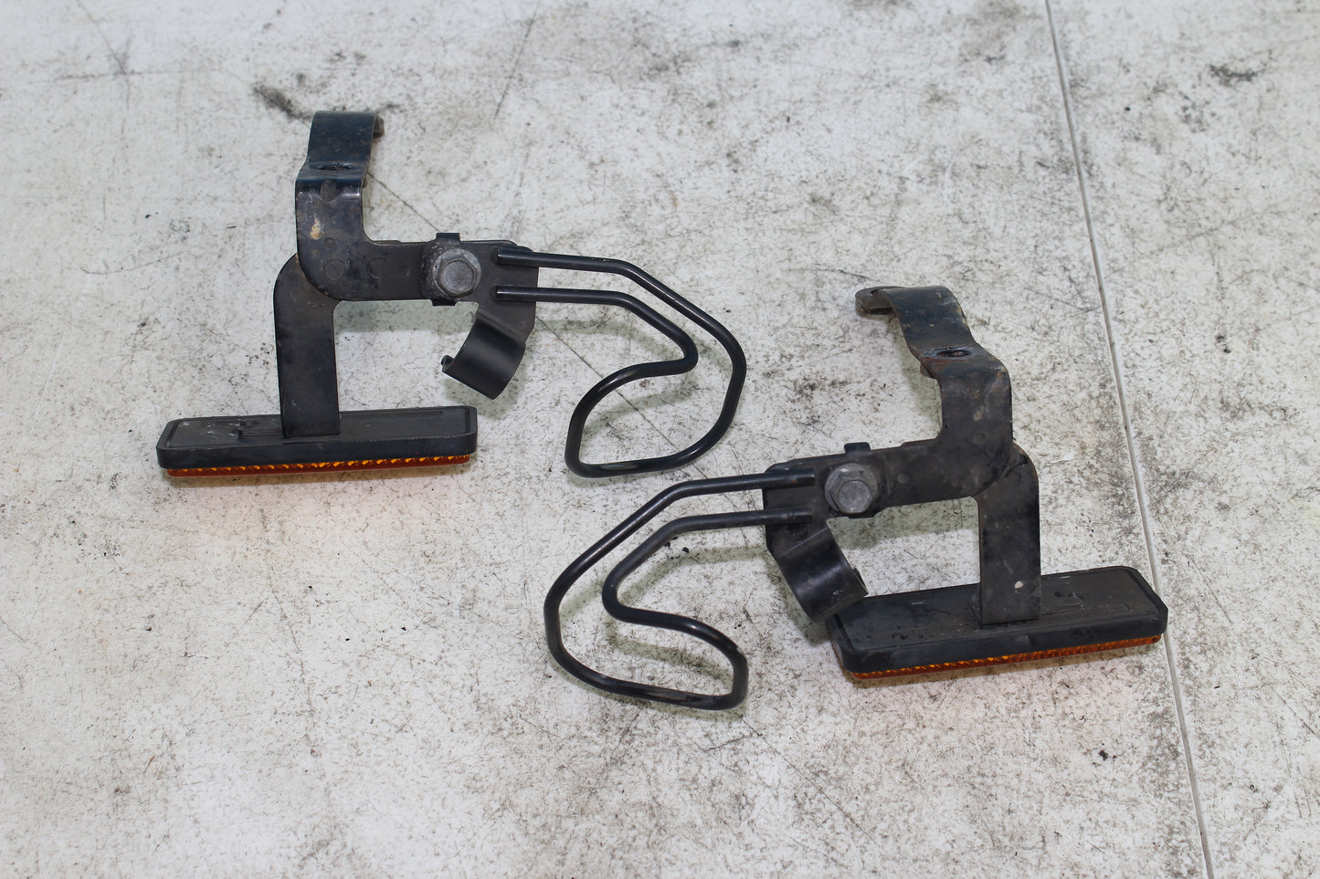 1999-2009 Yamaha V Star Classic OEM Front Brake Hose Holder w/ Reflectors