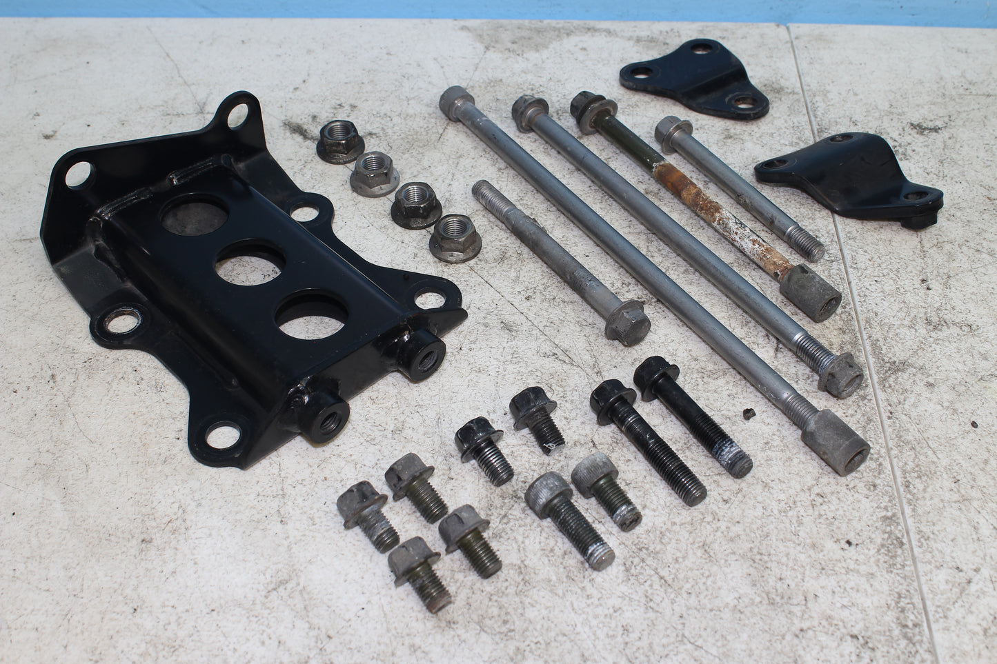 1999-2009 Yamaha XVS11AWV V Star Classic OEM Engine Mount Bracket Kit