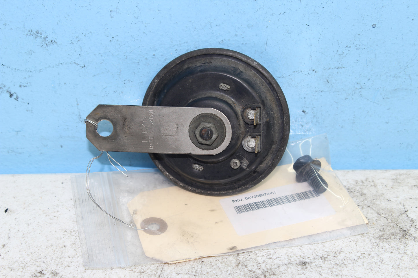 1999-2009 Yamaha XVS11AWV V Star Classic OEM Horn 5YS-83371-00-00