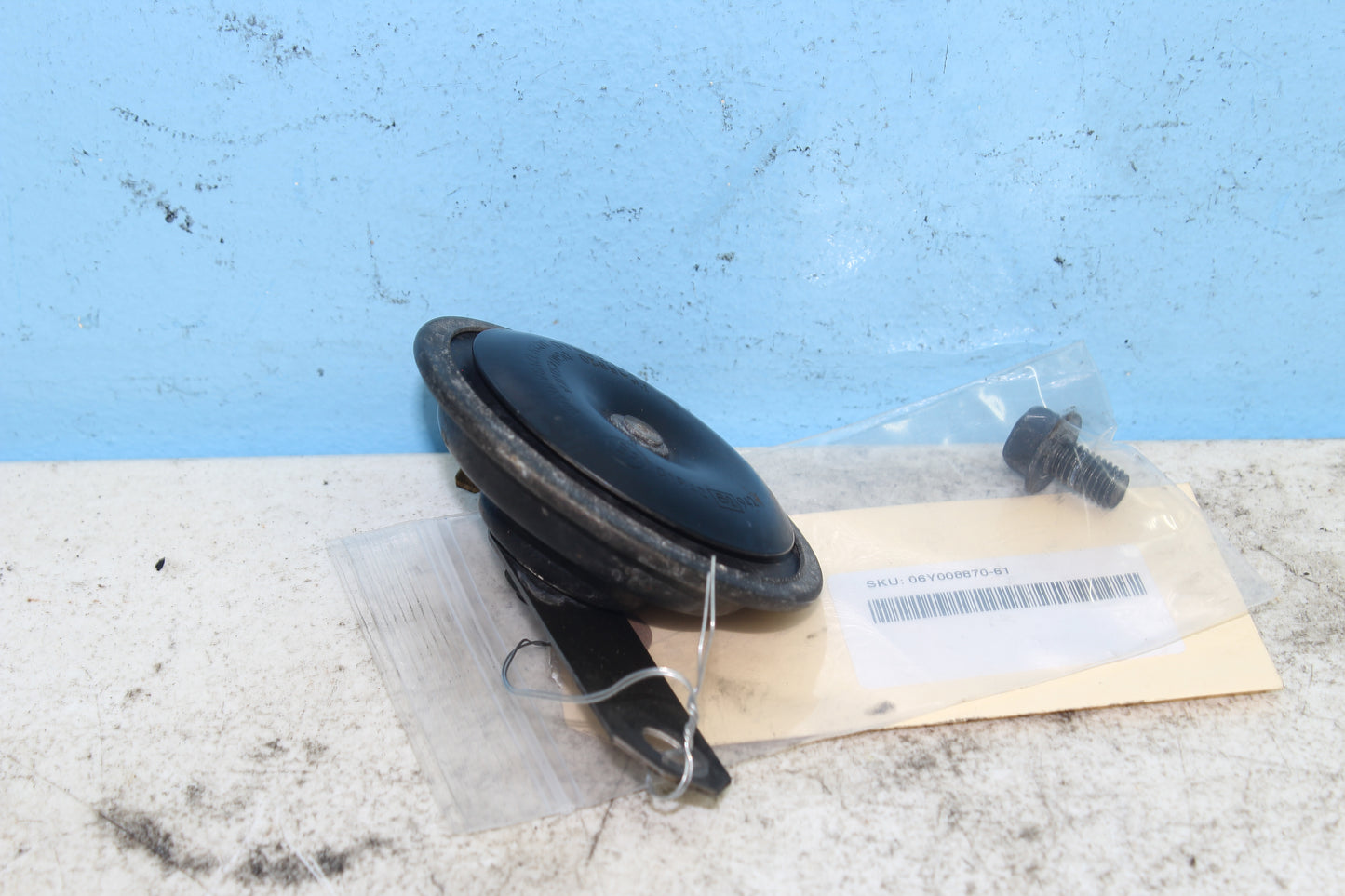 1999-2009 Yamaha XVS11AWV V Star Classic OEM Horn 5YS-83371-00-00
