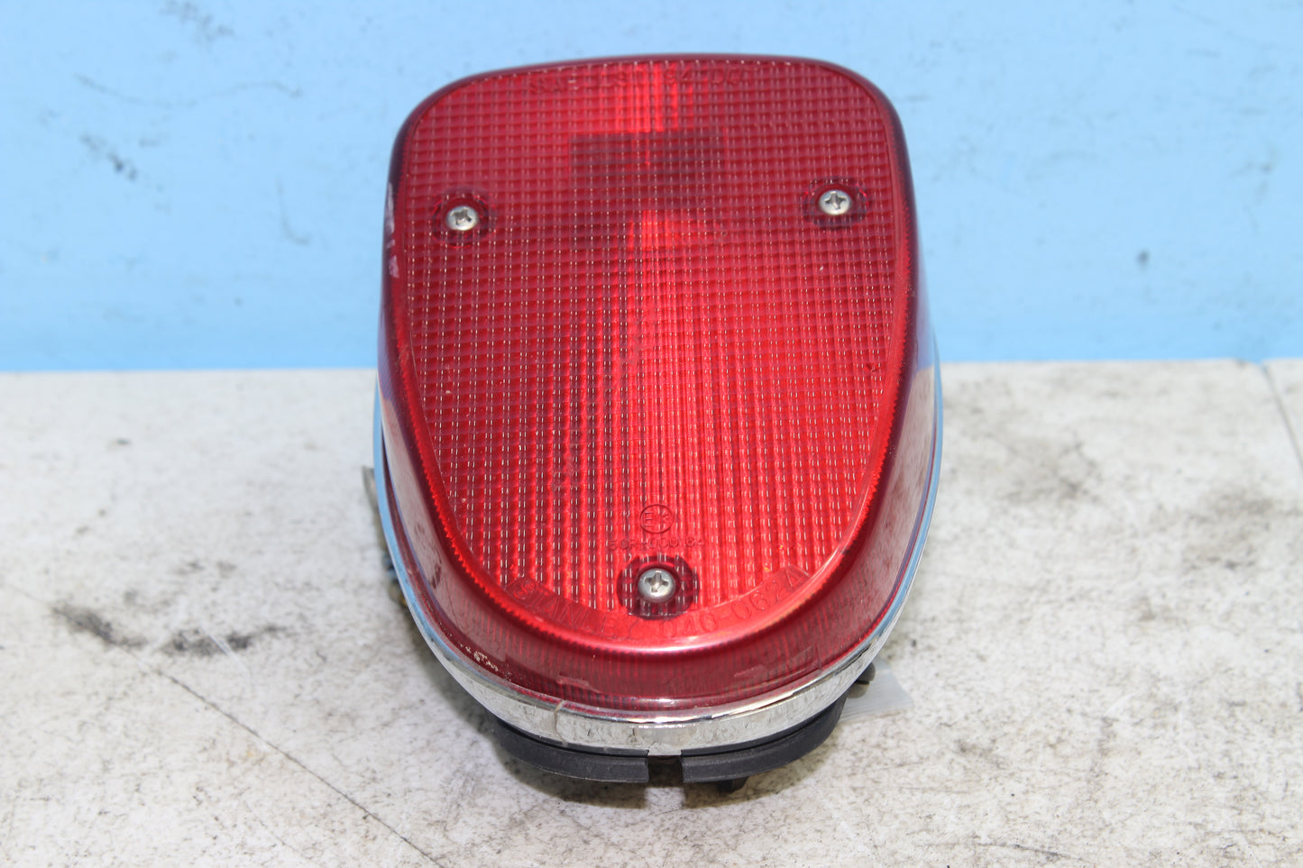 1999-2009 Yamaha XVS11AWV V Star Classic OEM Tail Light 5BN-84700-01-00