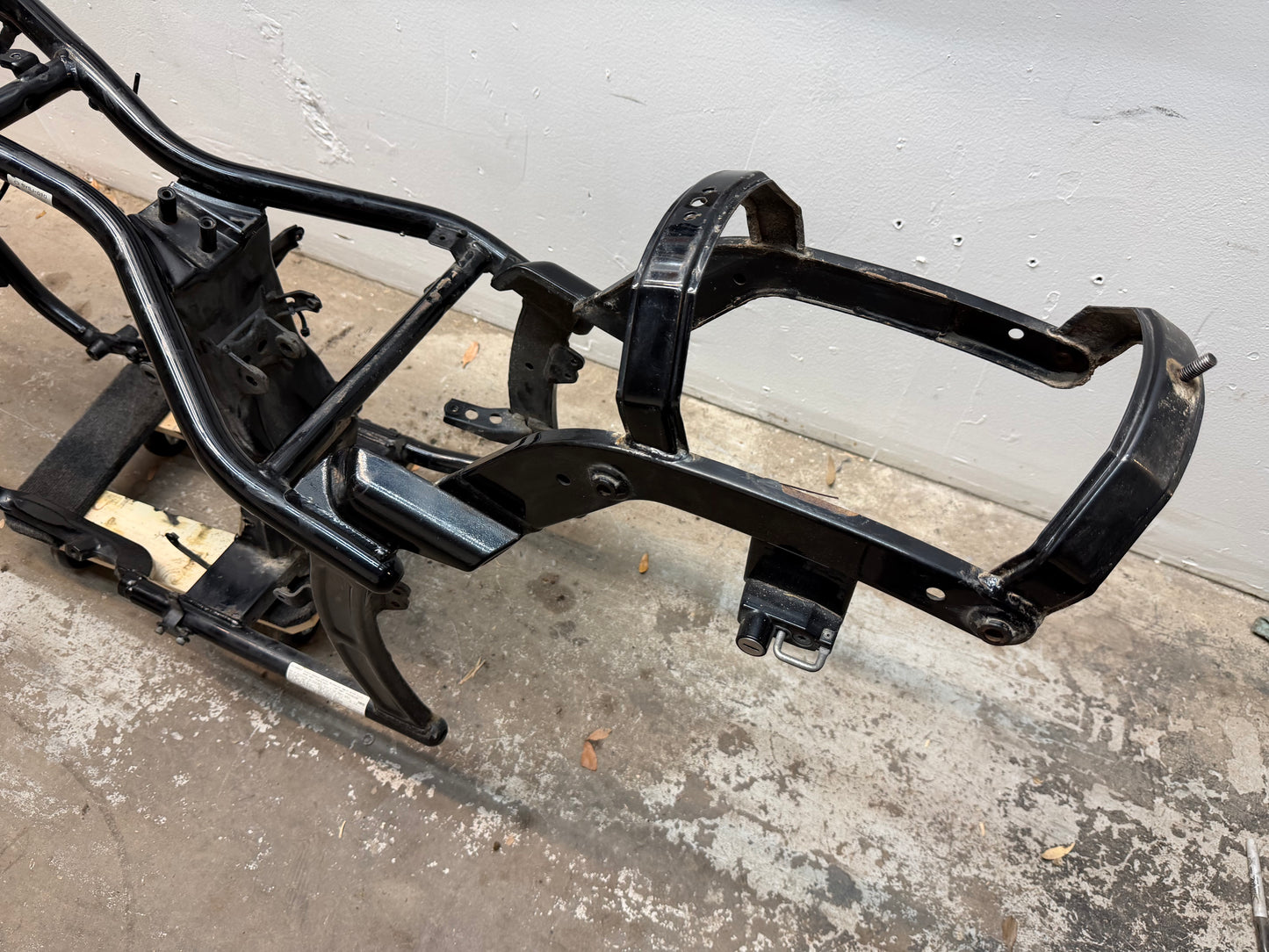 1999-2009 Yamaha XVS11AWV V Star Classic OEM Frame *CLN*