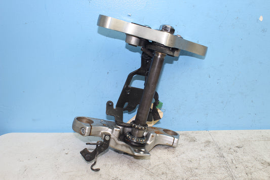 00-00-07 Honda Shadow VT1100 C2 Sabre OEM Triple Tree / Steering Stem Assembly