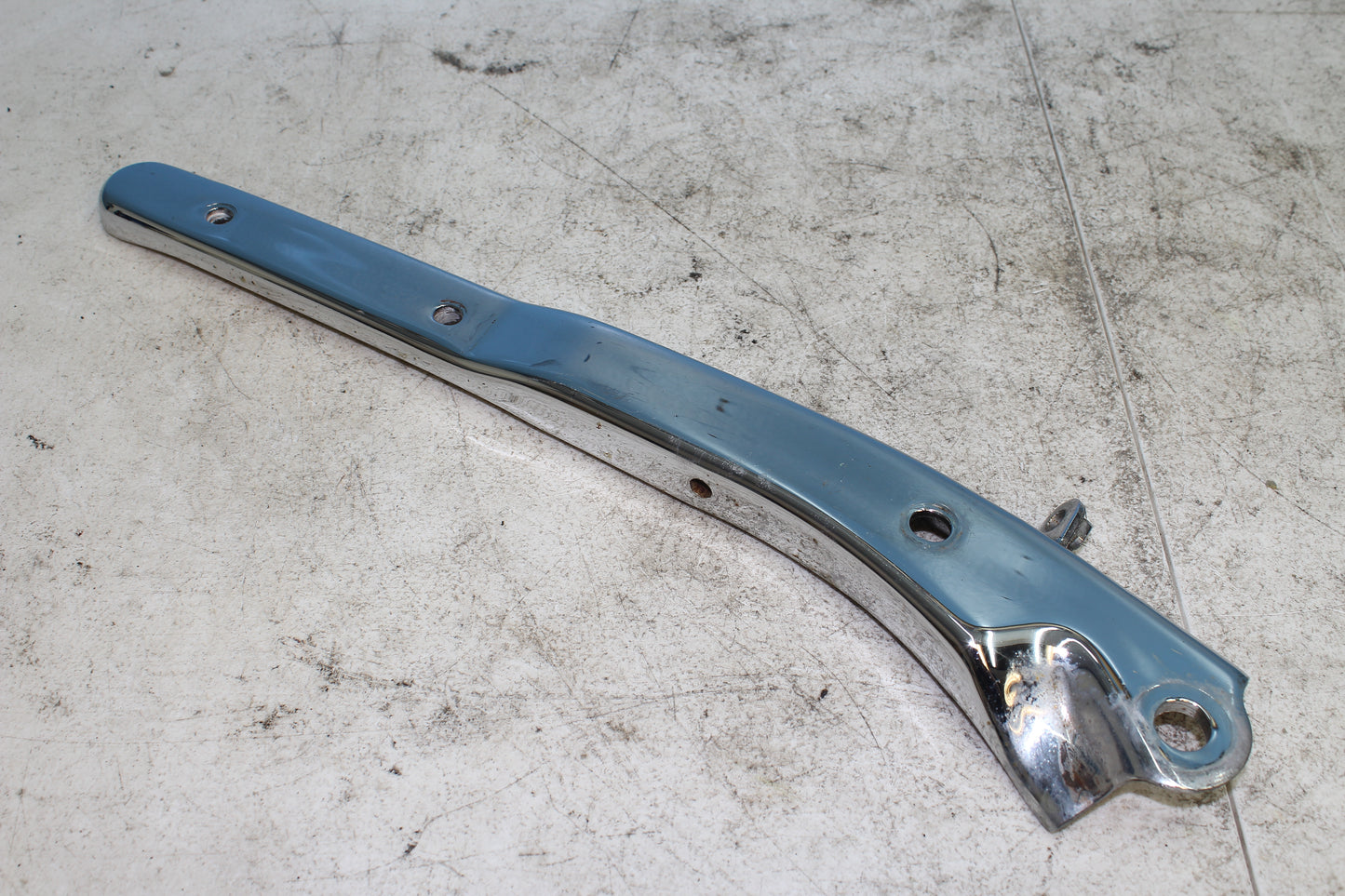 00-07 Honda Shadow VT1100 C2 Sabre Rear Fender Grab Rail Strut Bracket Support