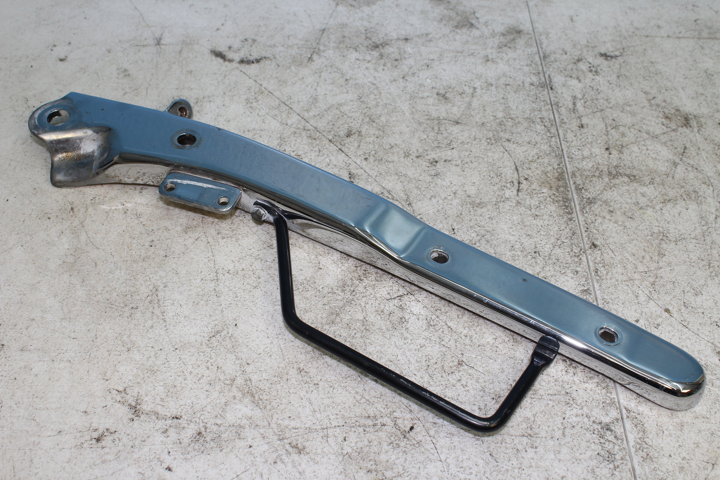 00-07 Honda Shadow VT1100 C2 Sabre Rear Fender Grab Rail Strut Bracket Support