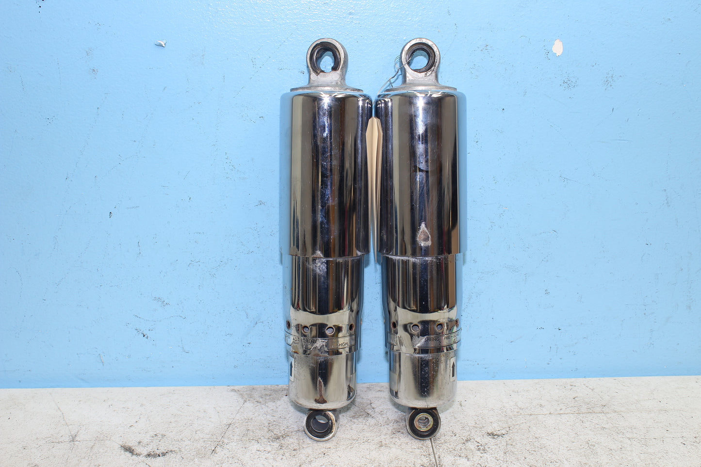 00-07 Honda Shadow VT1100 C2 Sabre OEM Rear Shock Absorbers (PAIR)