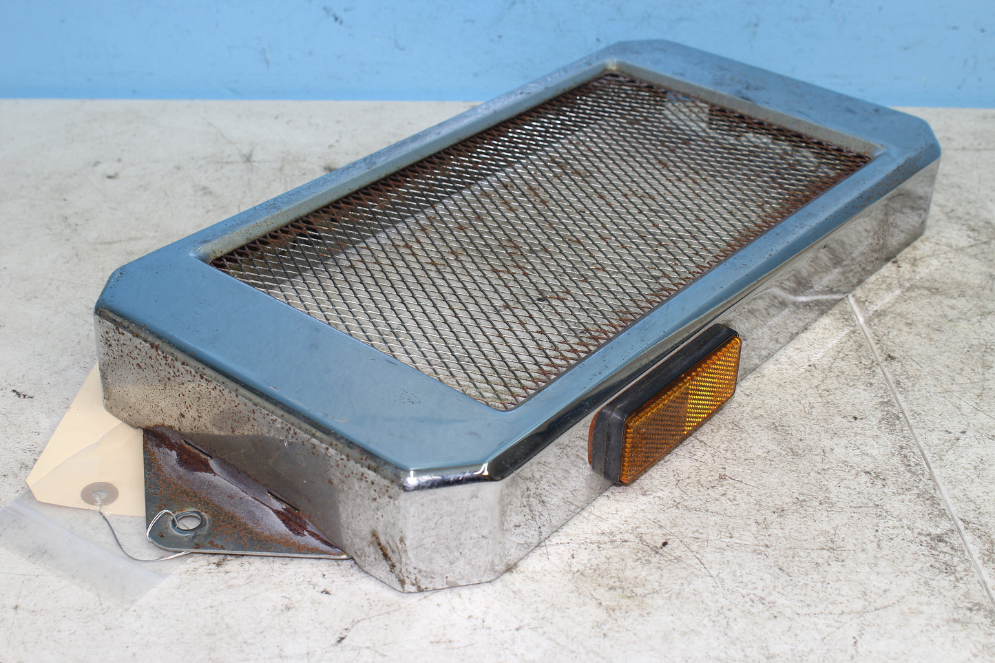 00-07 Honda Shadow VT1100 C2 Sabre OEM Radiator Cover 19040-MCK-A00