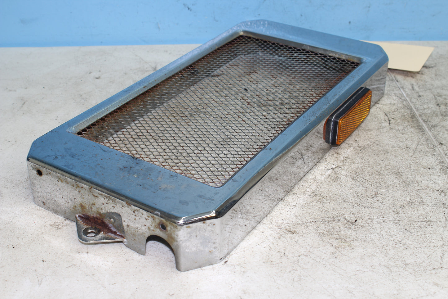 00-07 Honda Shadow VT1100 C2 Sabre OEM Radiator Cover 19040-MCK-A00