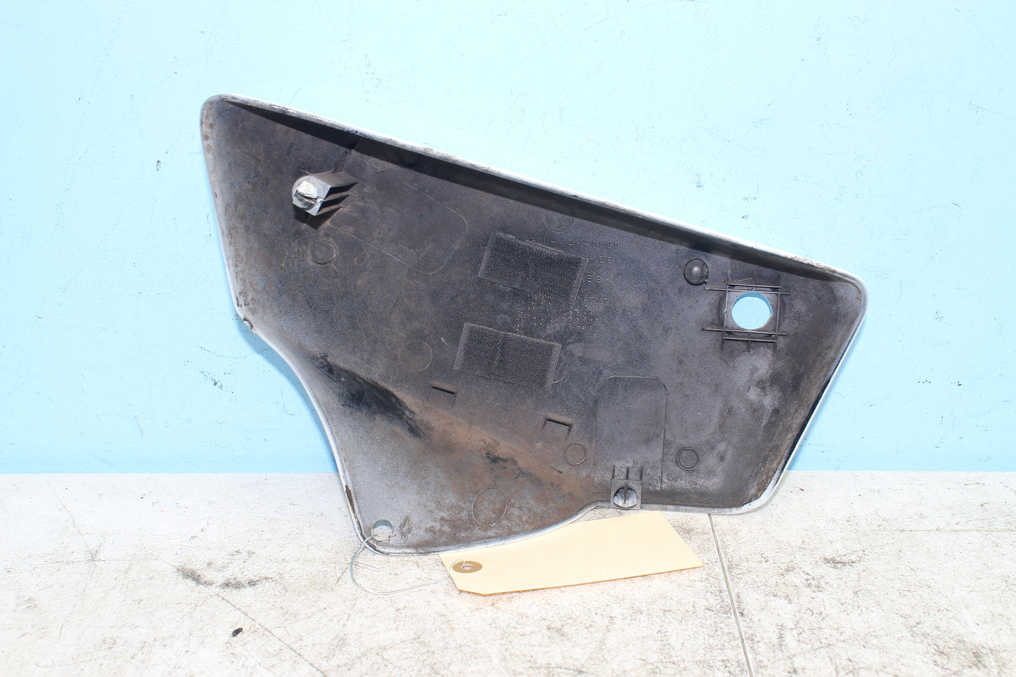 00-07 Honda Shadow VT1100 C2 Sabre OEM Right Side Cover 83510-MCK-A40
