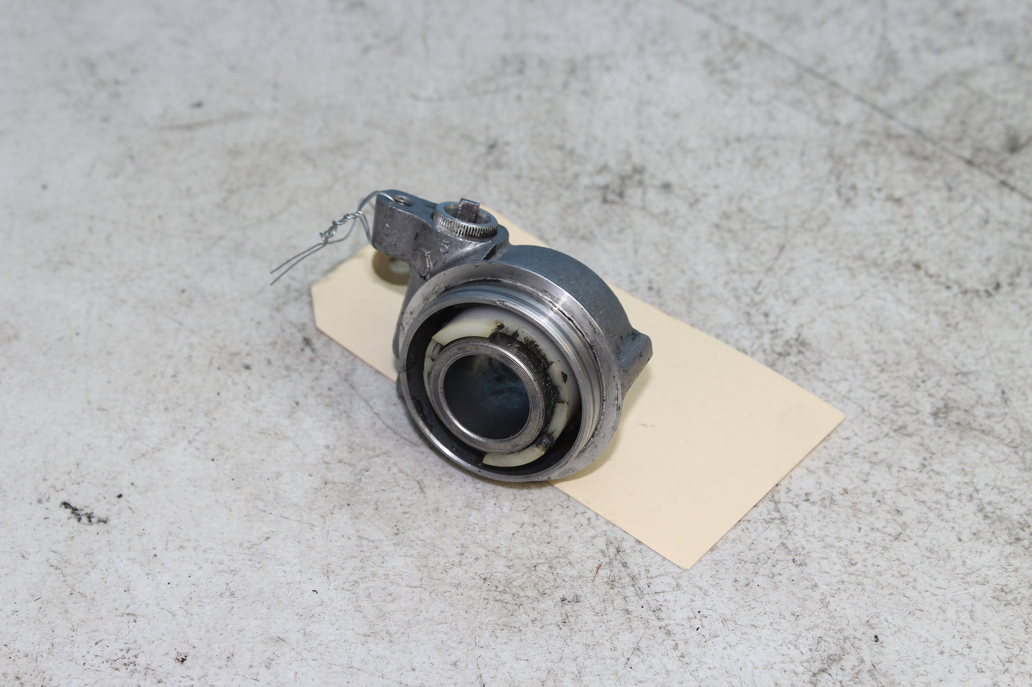 00-07 Honda Shadow VT1100 C2 Sabre Speedo Drive Gear Speed Sensor 44800-MM8-003