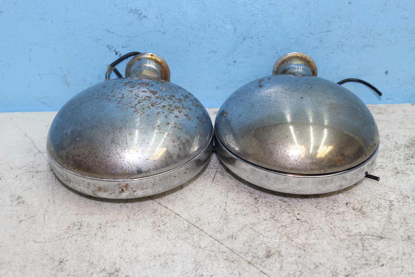 00-07 Honda Shadow VT1100 C2 Sabre Front Passing Lights / Fog Lamps (PAIR)