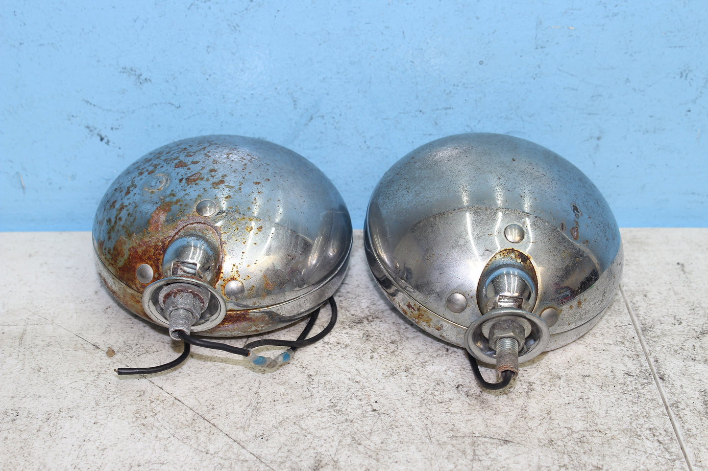 00-07 Honda Shadow VT1100 C2 Sabre Front Passing Lights / Fog Lamps (PAIR)
