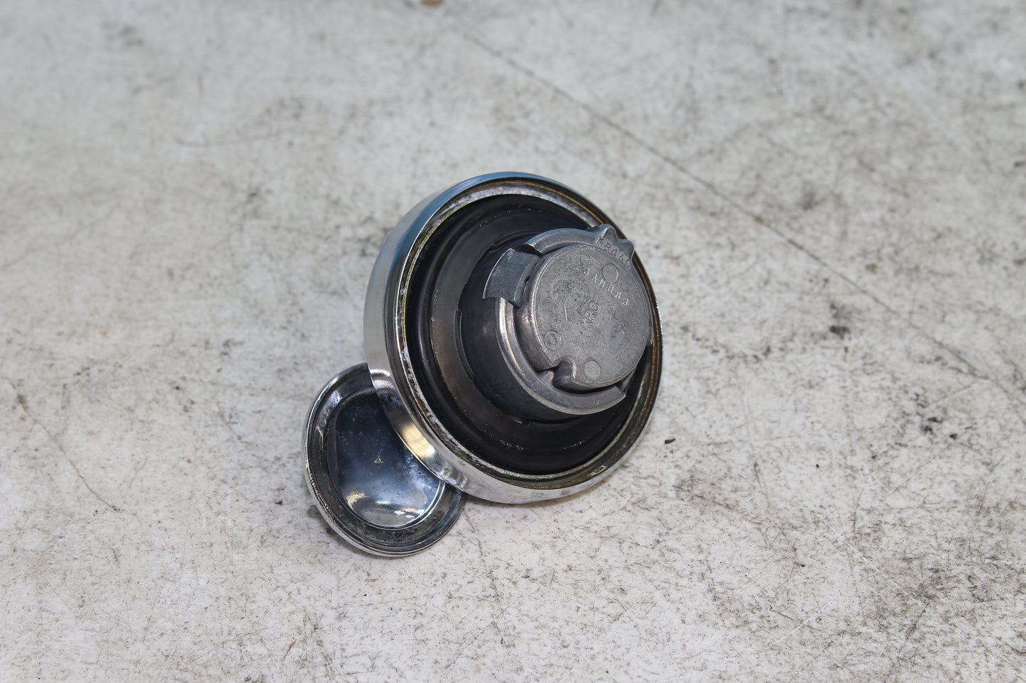 00-07 Honda Shadow VT1100 C2 Sabre OEM Ignition Seat Gas Cap Lock w/ Key